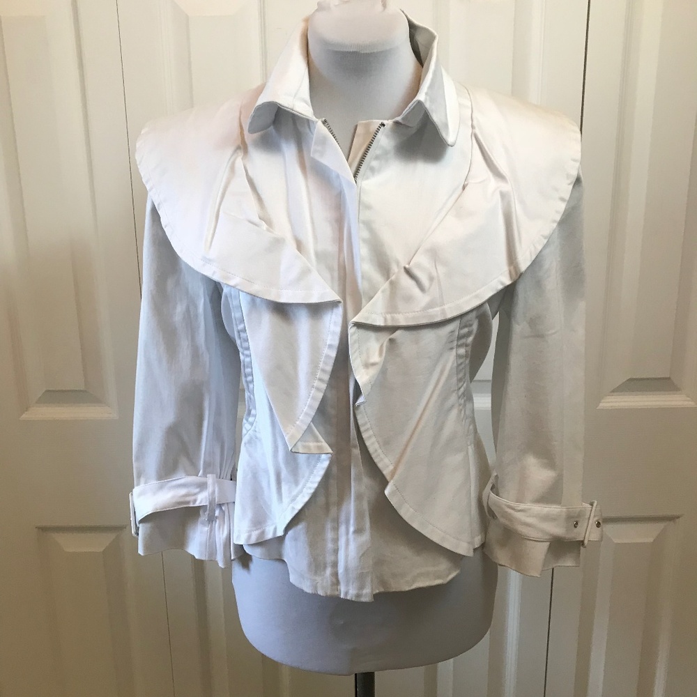 Envy U White Ruffle Moto Jacket Buckle Cuff sz M